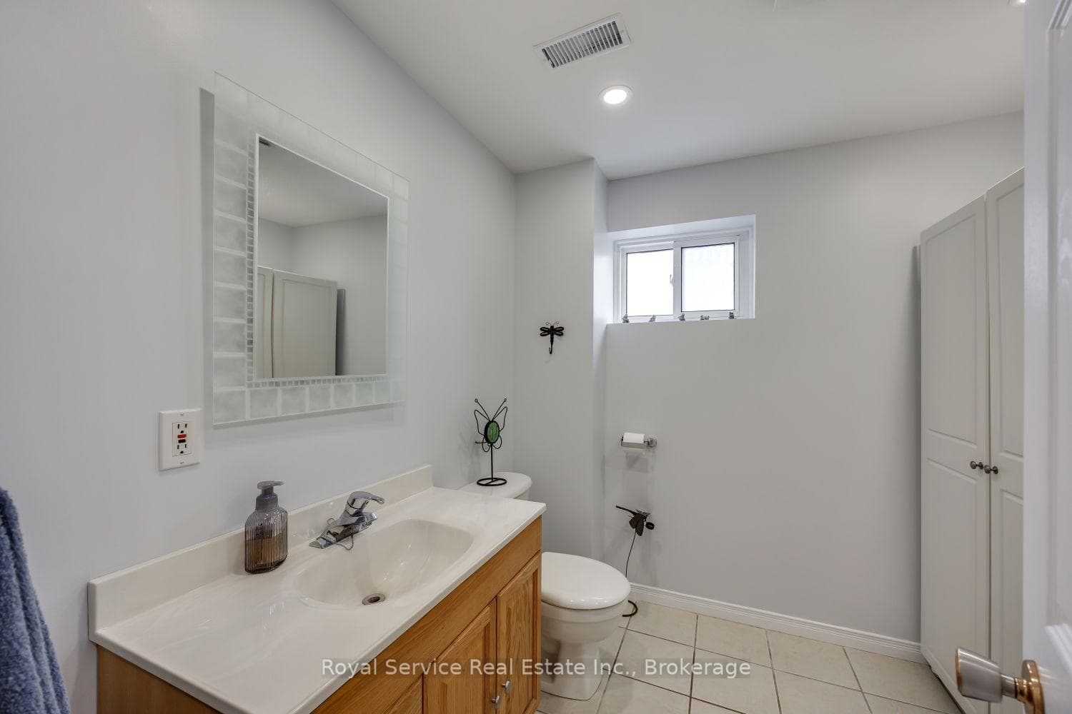 3pc bathroom on lower level