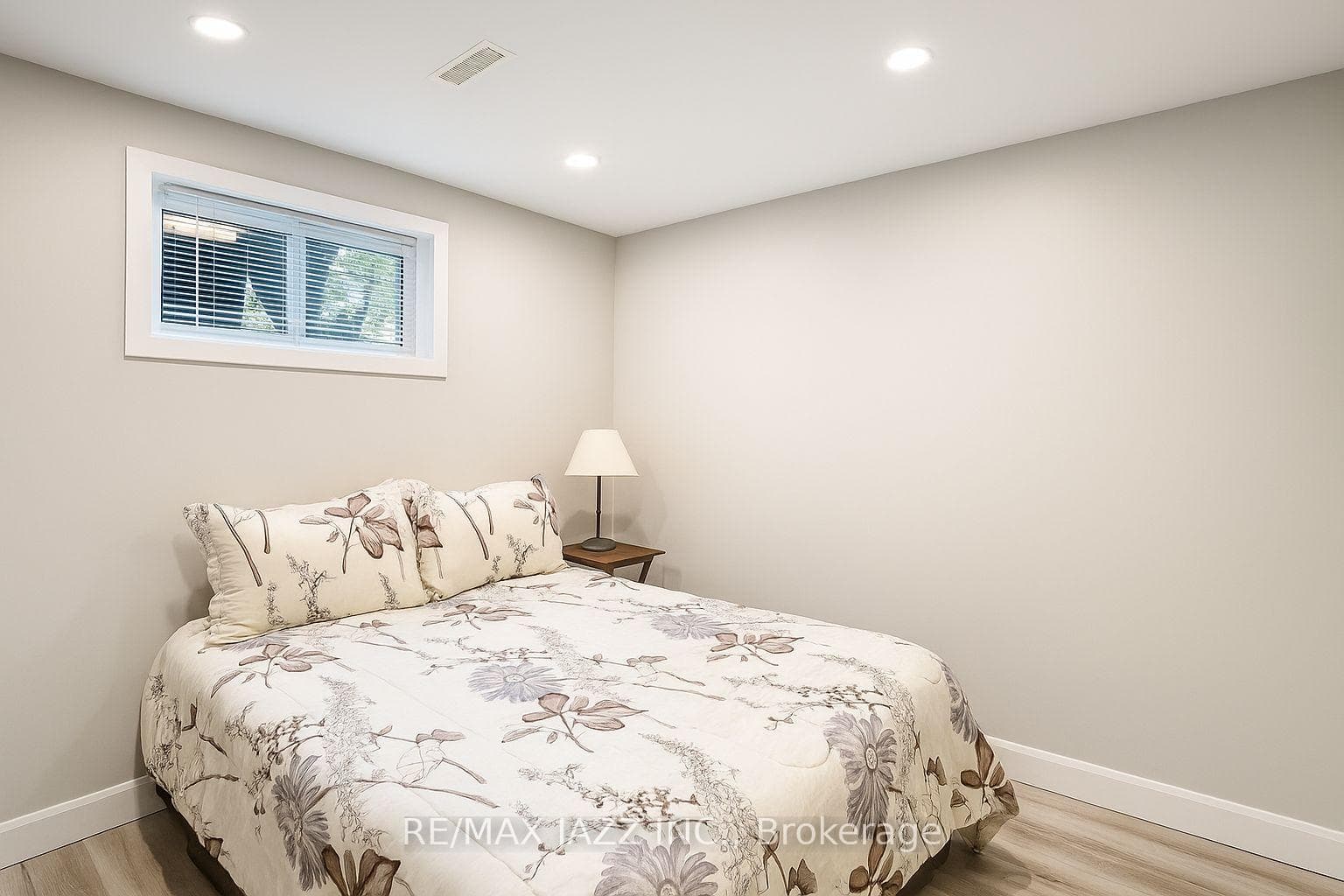 97 Stuart Road photo 11