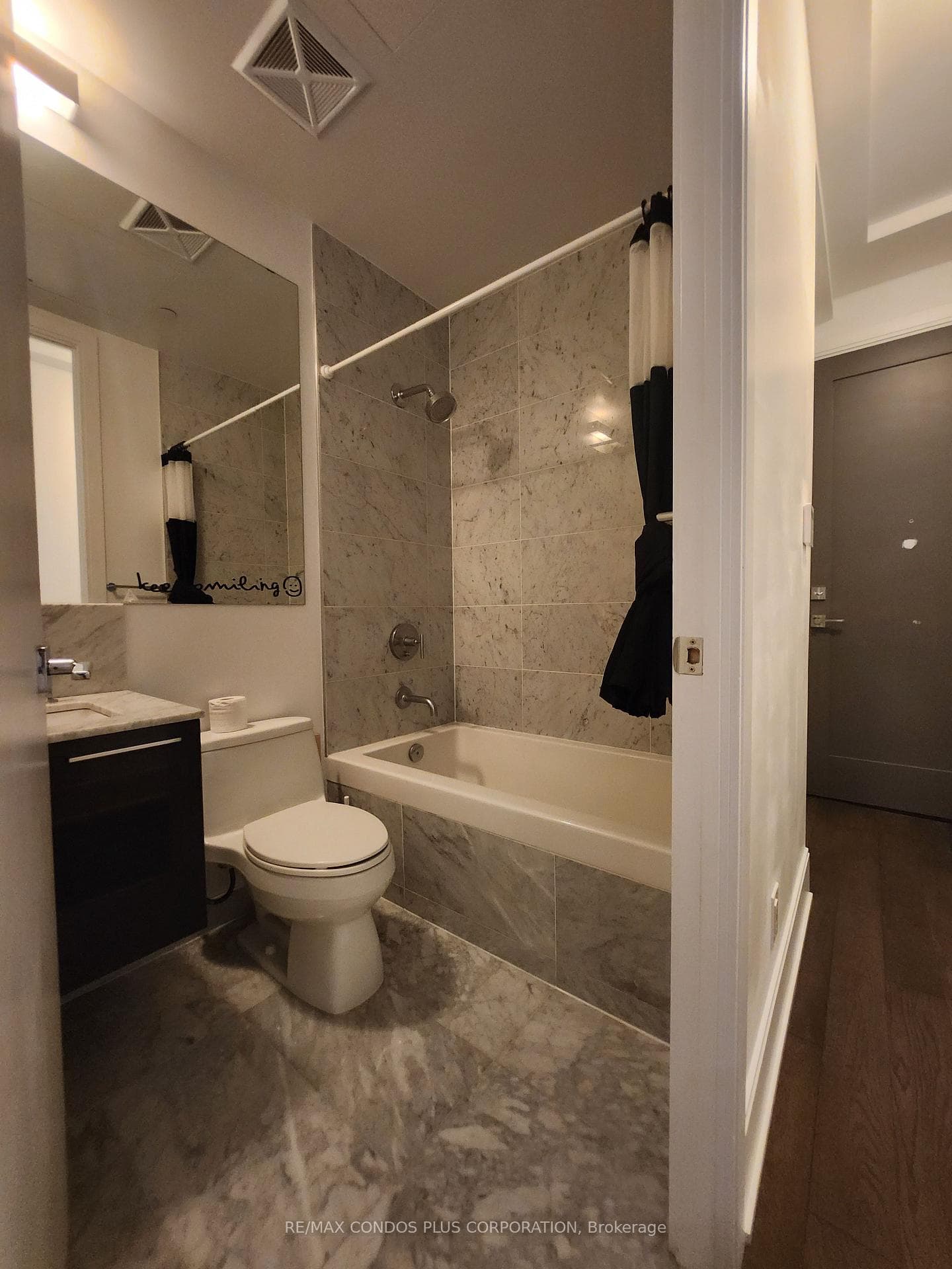 42 Charles Street Unit PH5503 photo 15