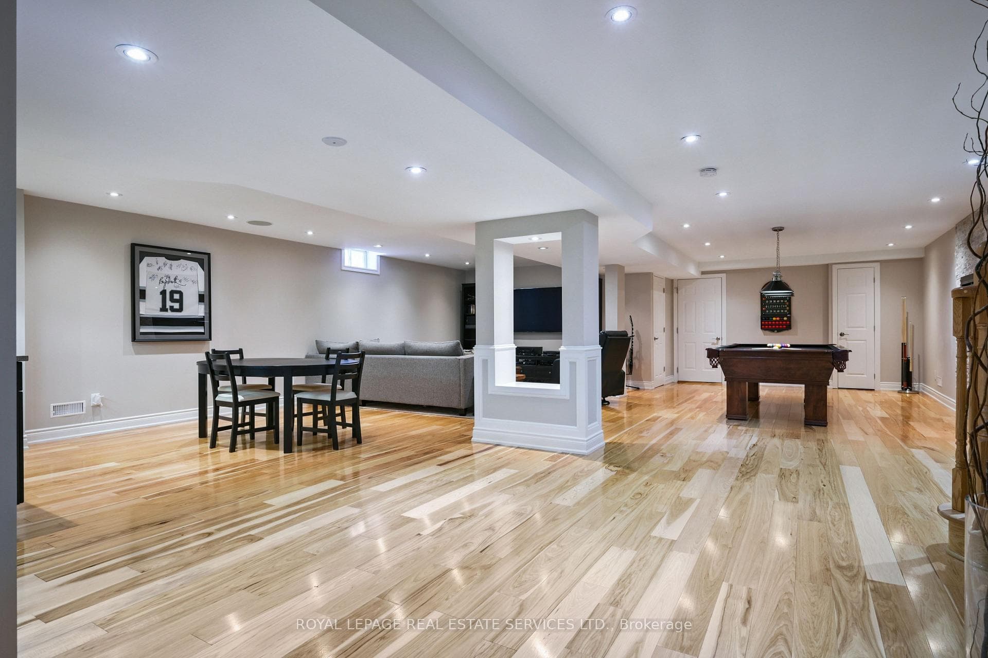 2530 Hemmford Drive photo 33