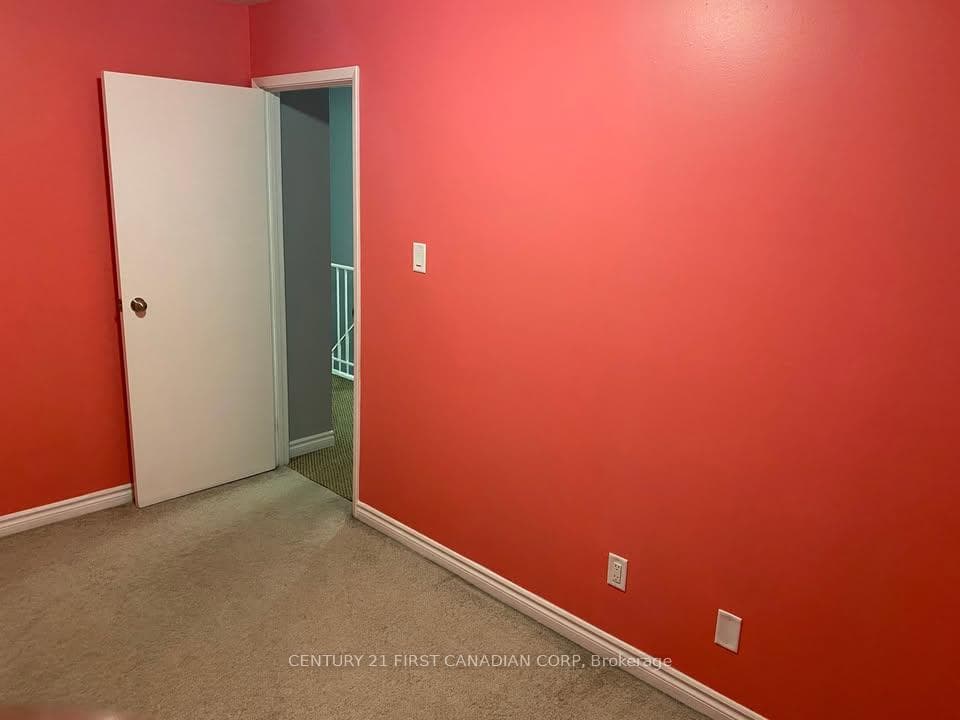 70 Fiddlers Green Road Unit 42 photo 11