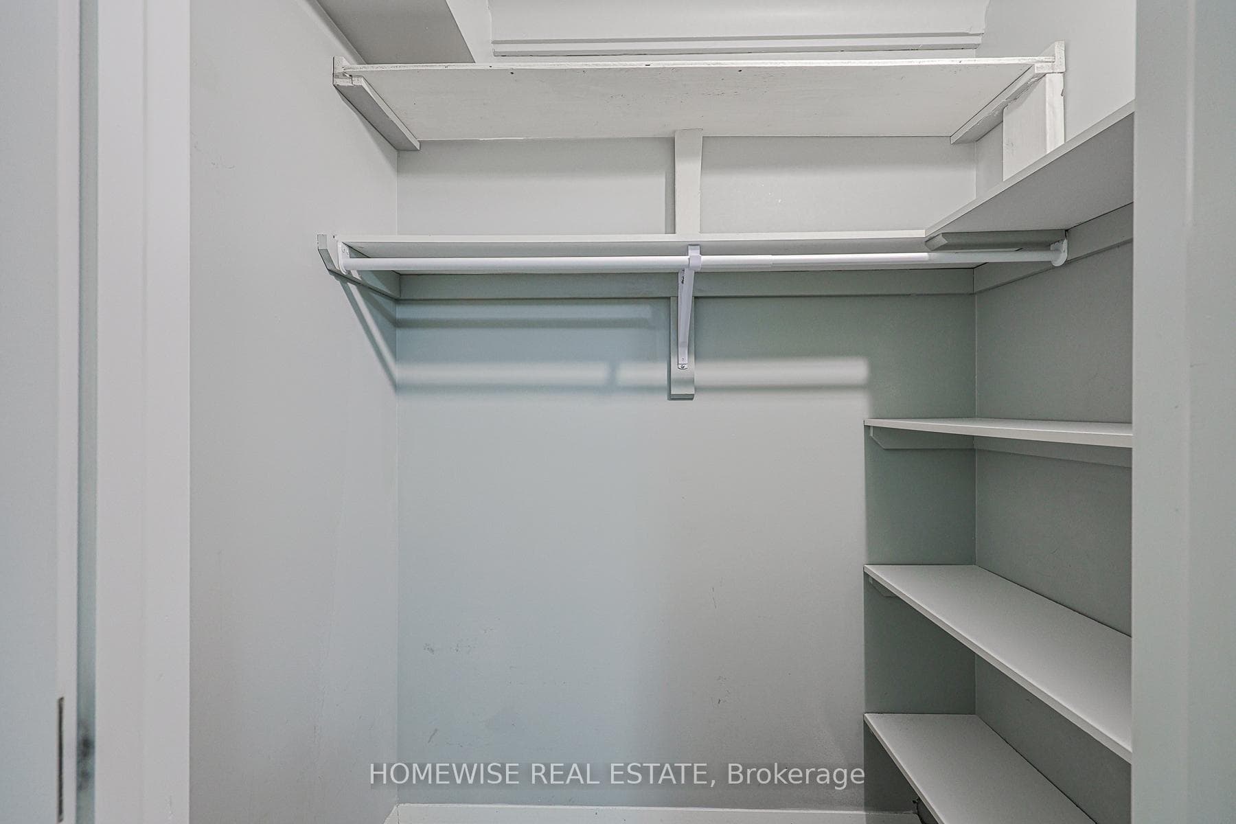 814 Glencairn Avenue Unit B01 photo 17