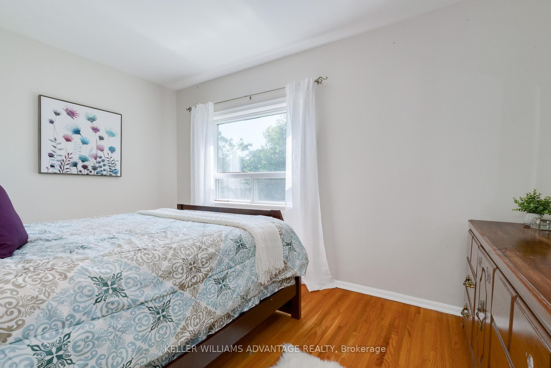 16 Droxford Avenue photo 20