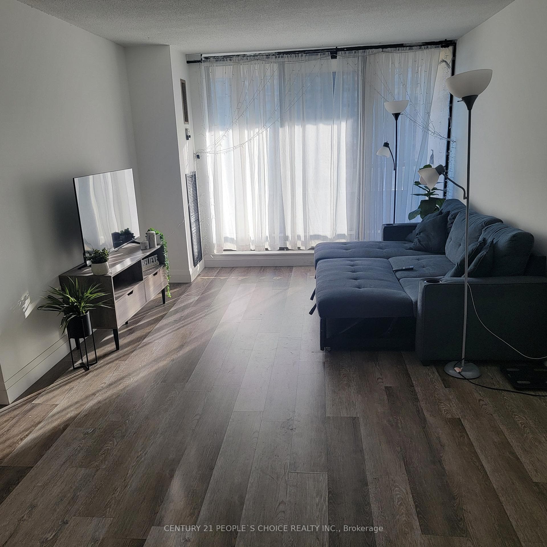 4 Kingscross Road Unit 1406 photo 5