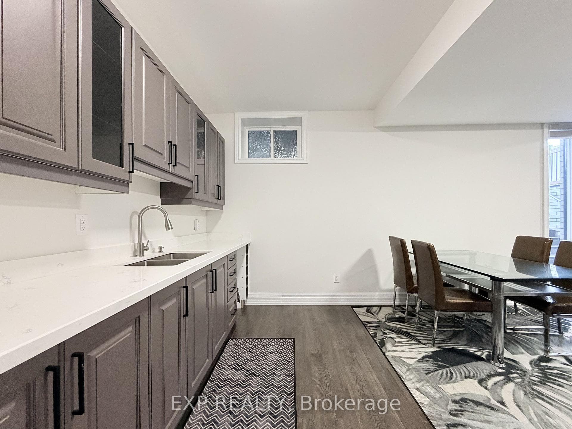 1606 Sandhurst Crescent Unit Lower photo 32