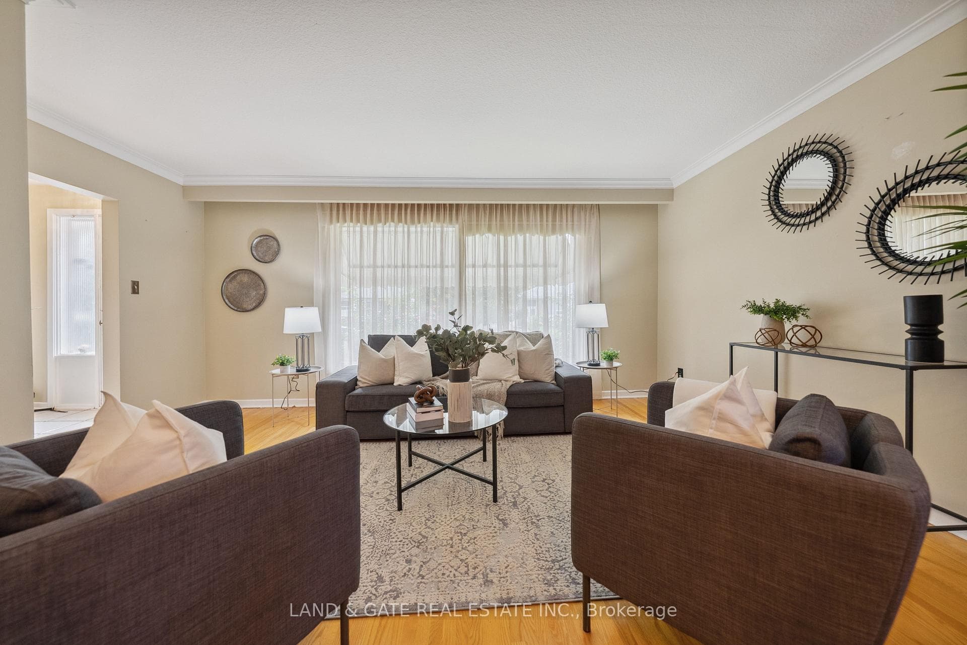 97 Cabot Street photo 9