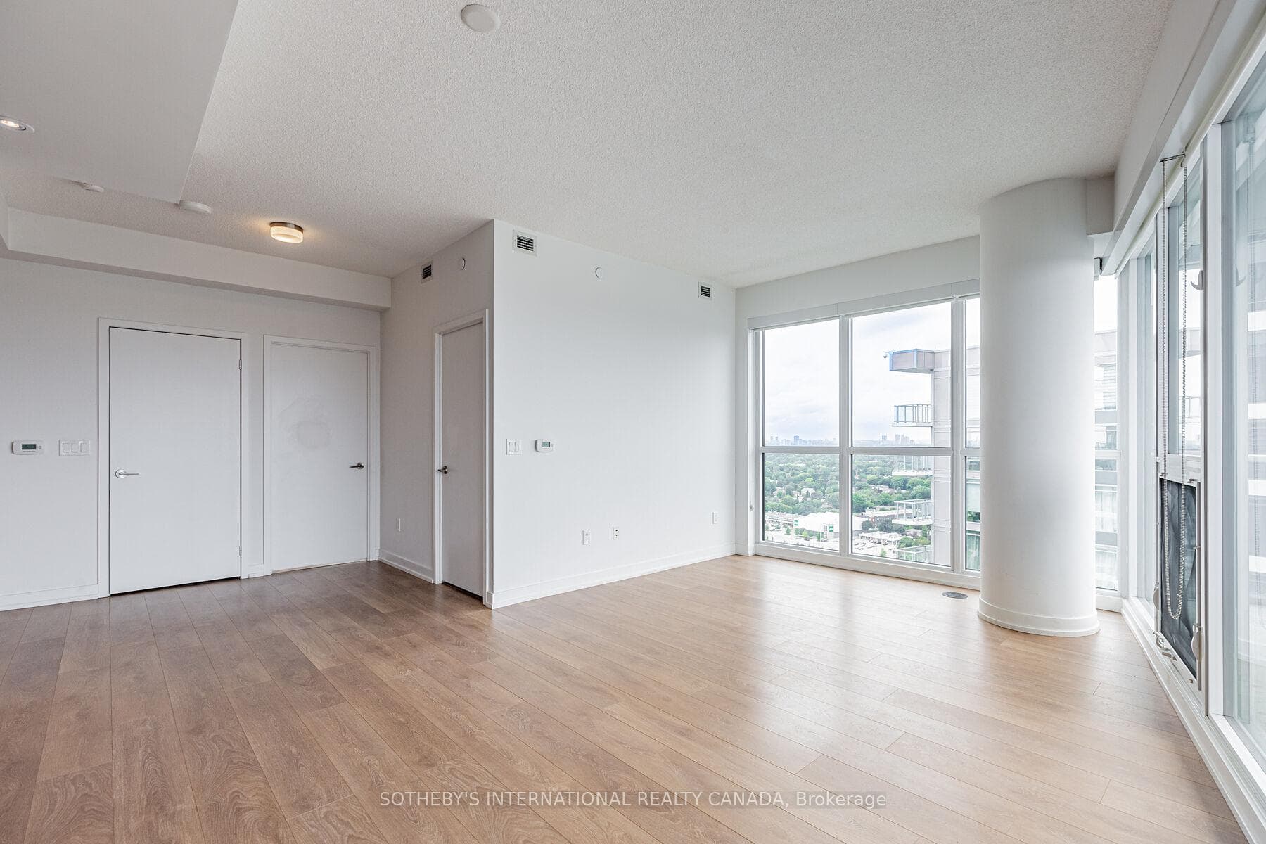 117 McMahon Drive Unit 3109 photo 8