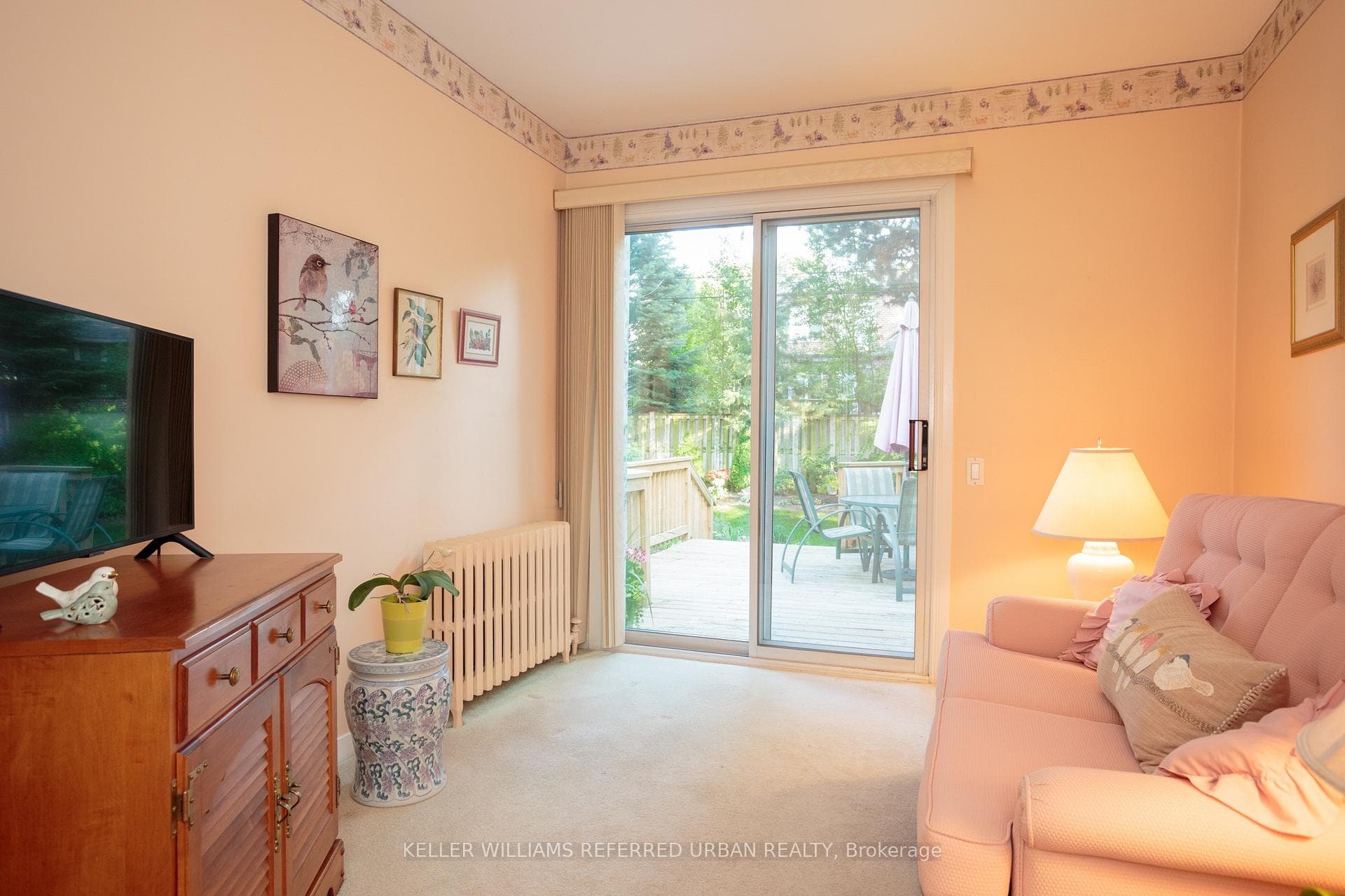 345 Moore Avenue photo 20