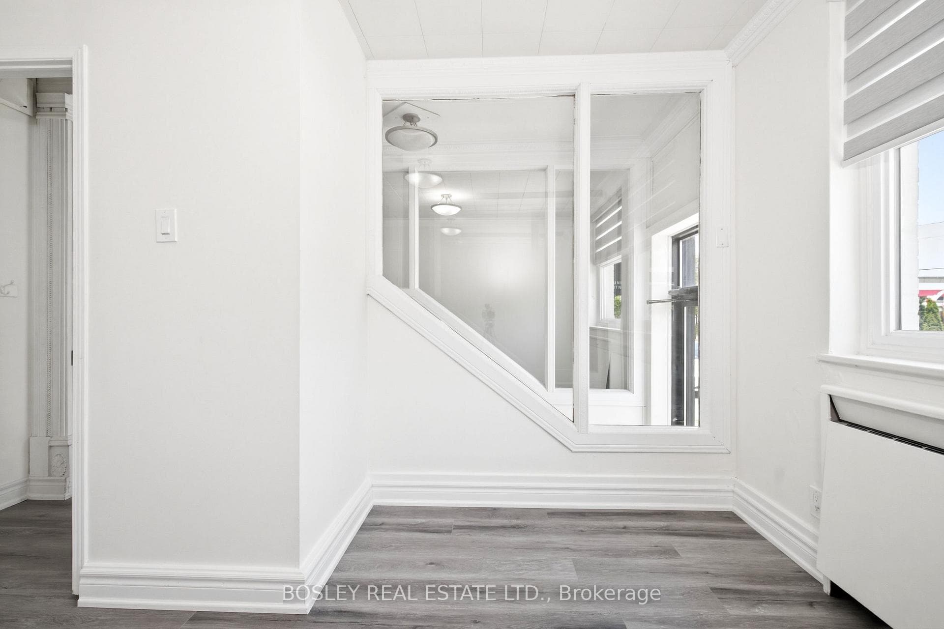 88 Laird Drive photo 6