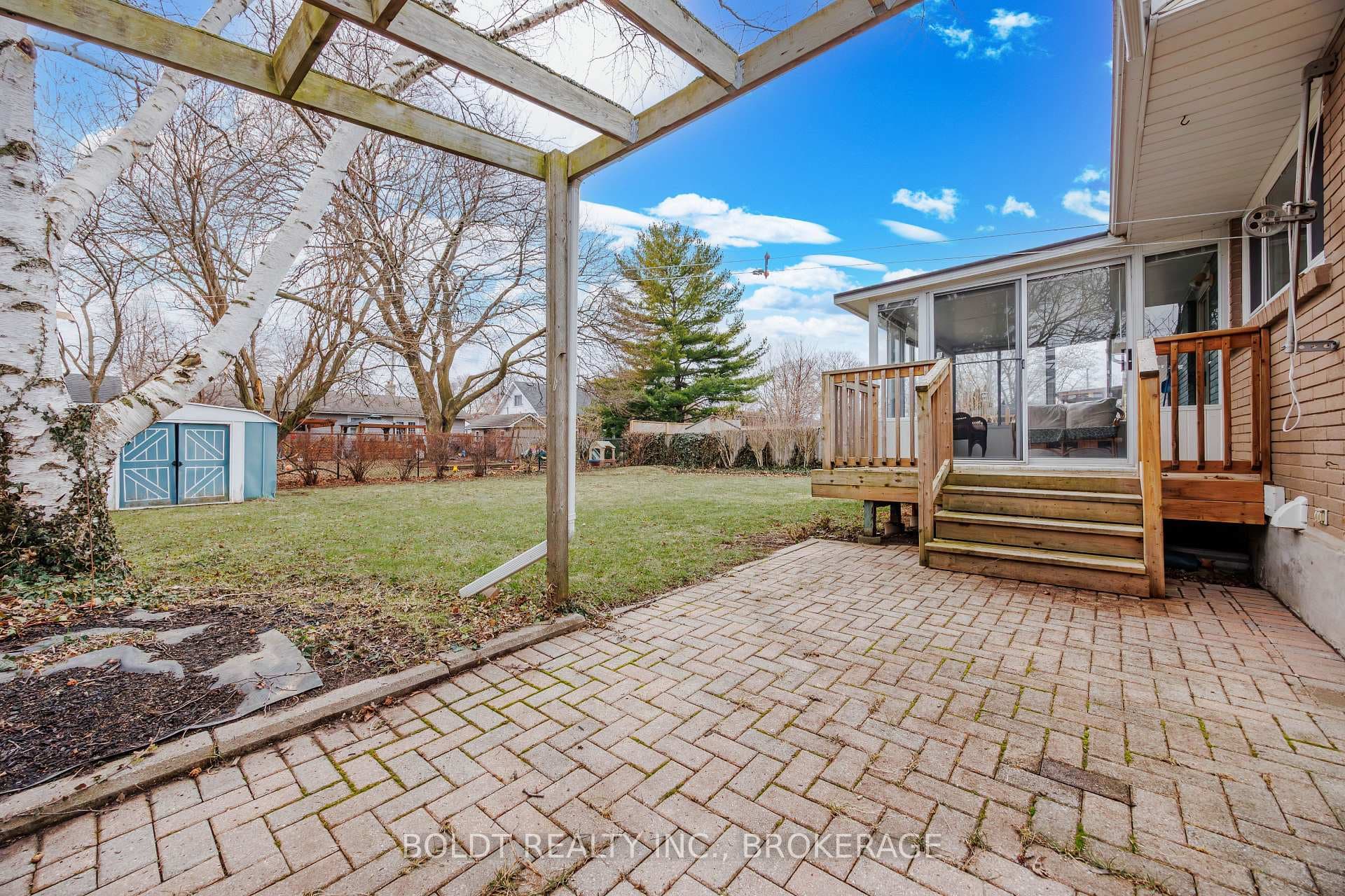 12 Sunnyside Drive photo 19
