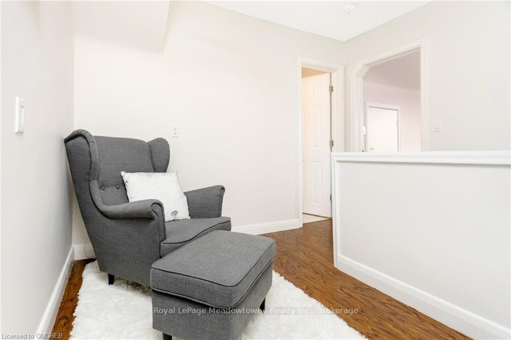 131 BELL Street photo 26