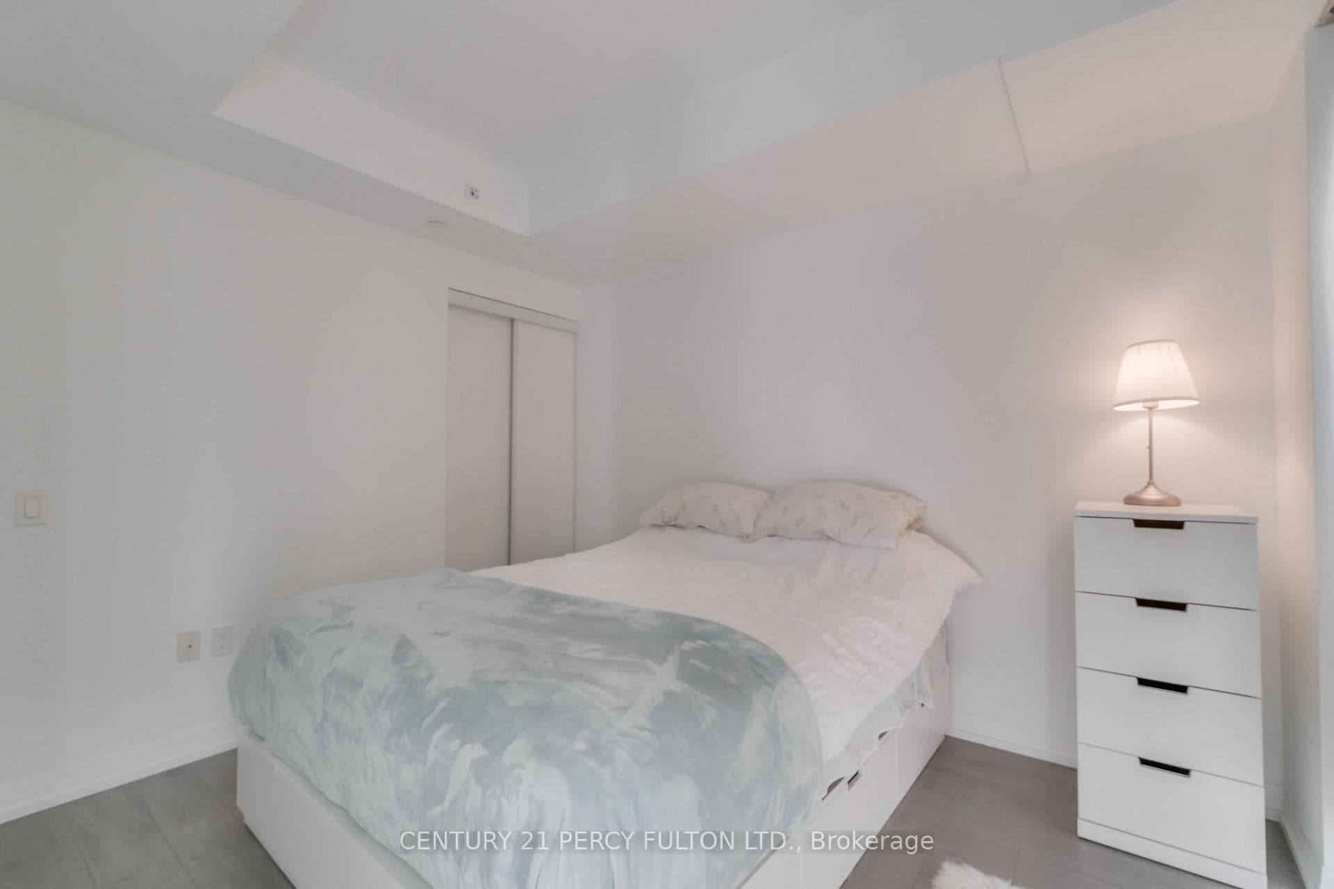 251 Jarvis Street Unit 518 photo 15
