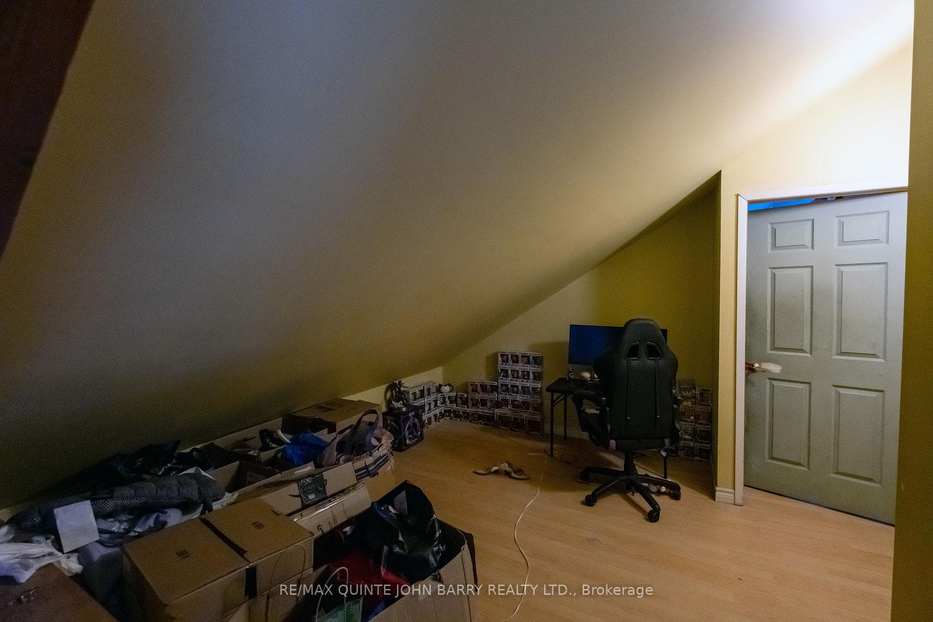 61 Kidd Avenue photo 13