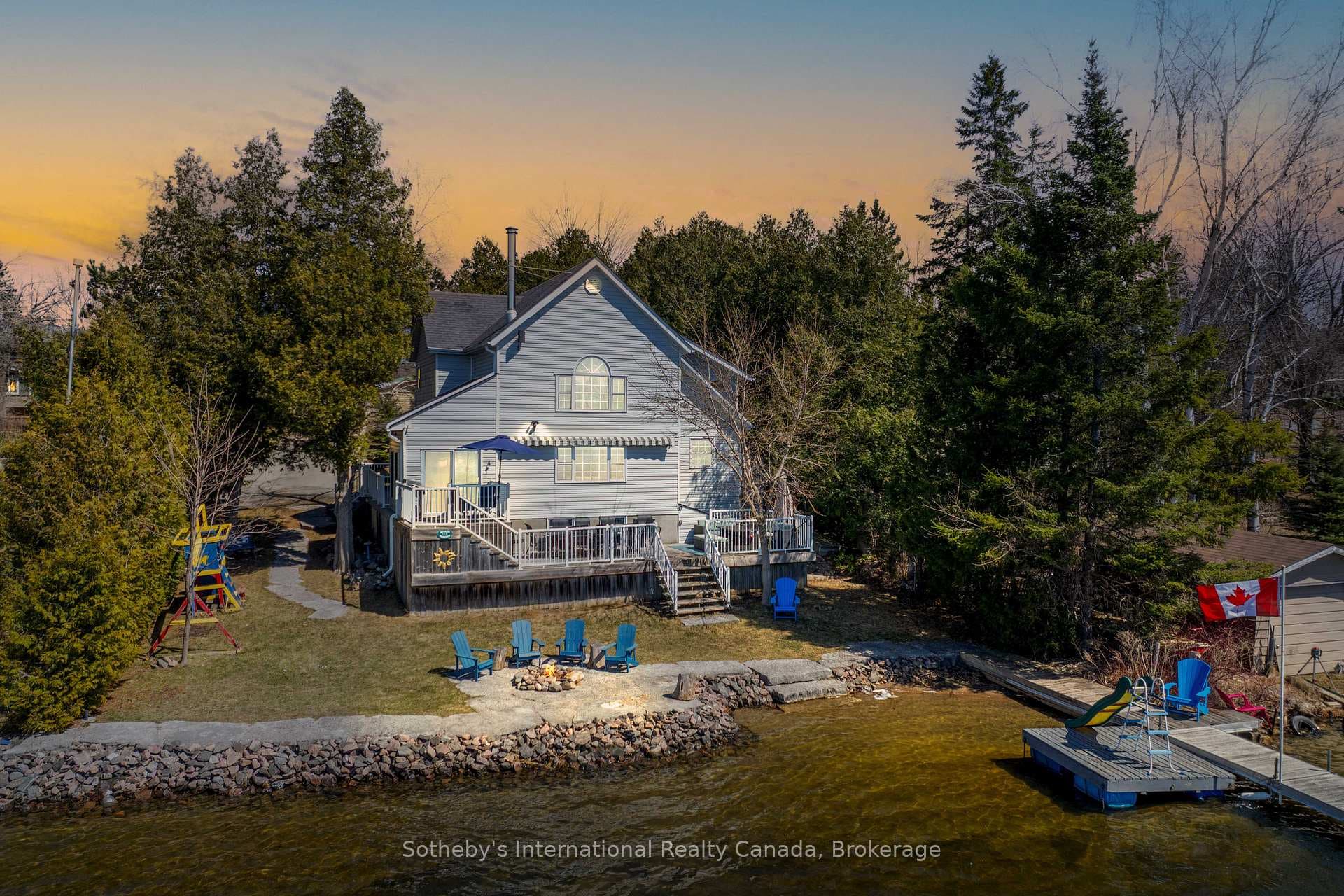 19 Hillcrest Avenue photo 1