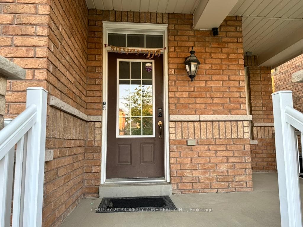 42 Boundbrook Drive photo 1