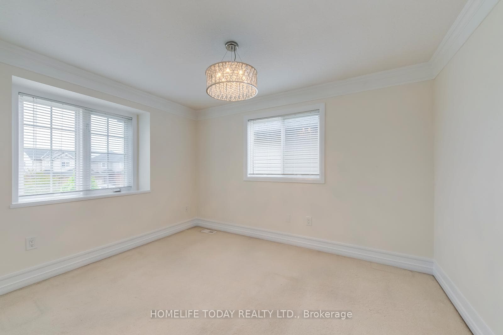 64 Templewood Drive photo 22