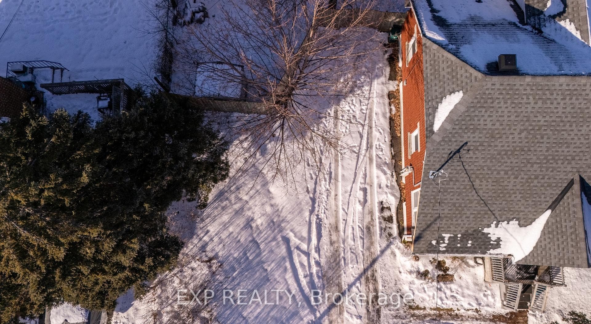 1333 KITCHENER Avenue photo 11