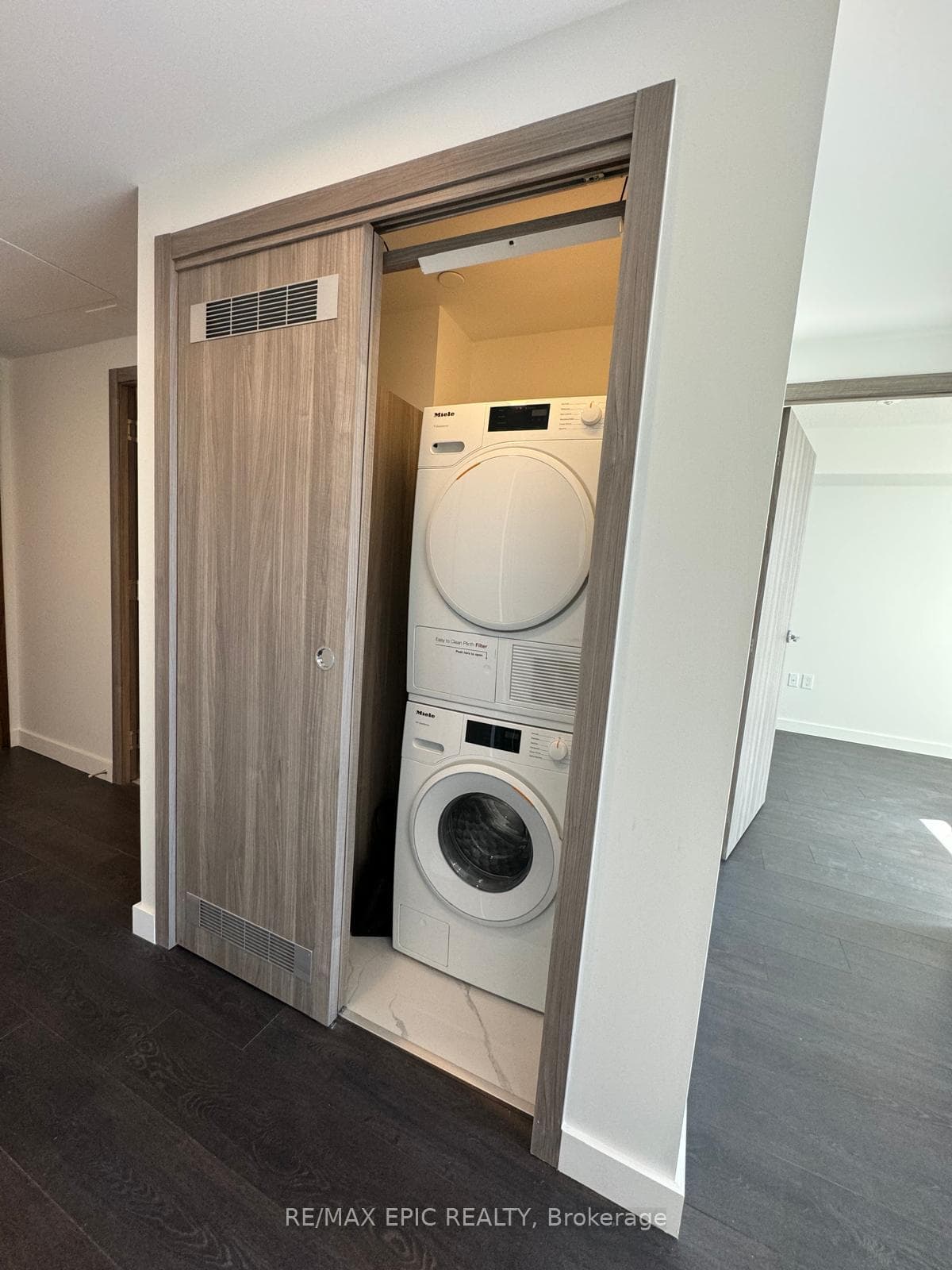 38 Widmer Street Unit 3610 photo 18