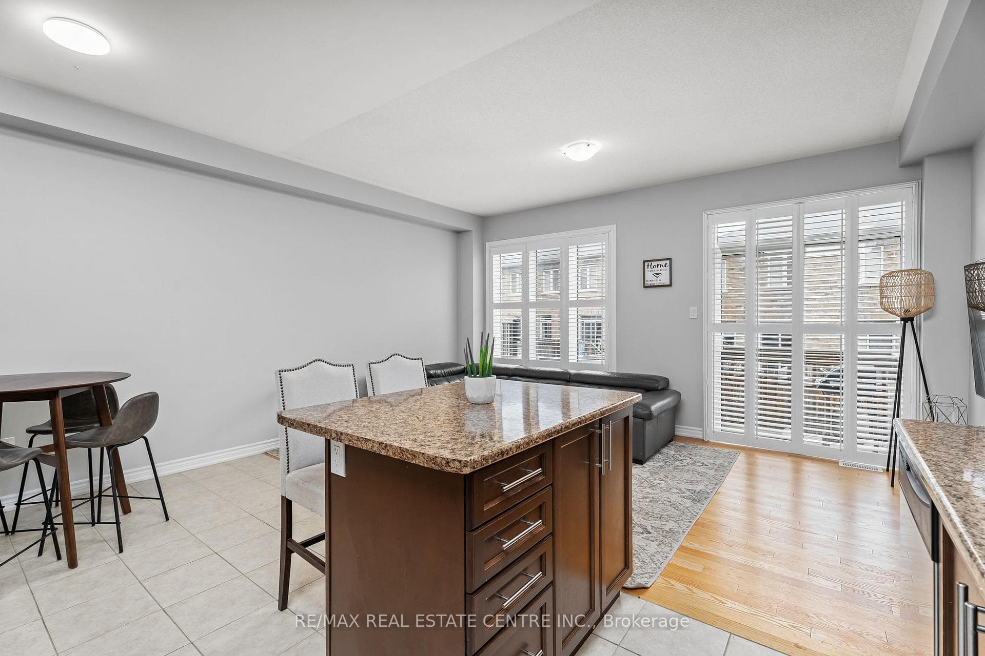 47 Ridgegate Crescent photo 16