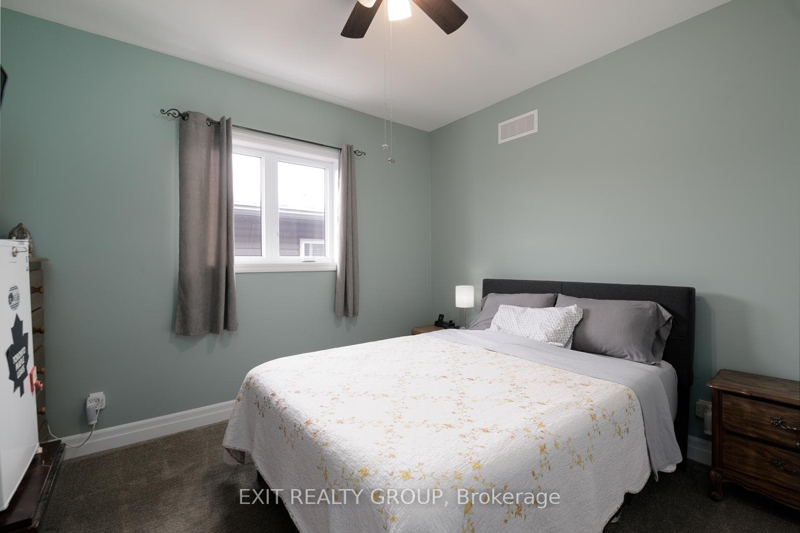 16 Matheos Crescent photo 15