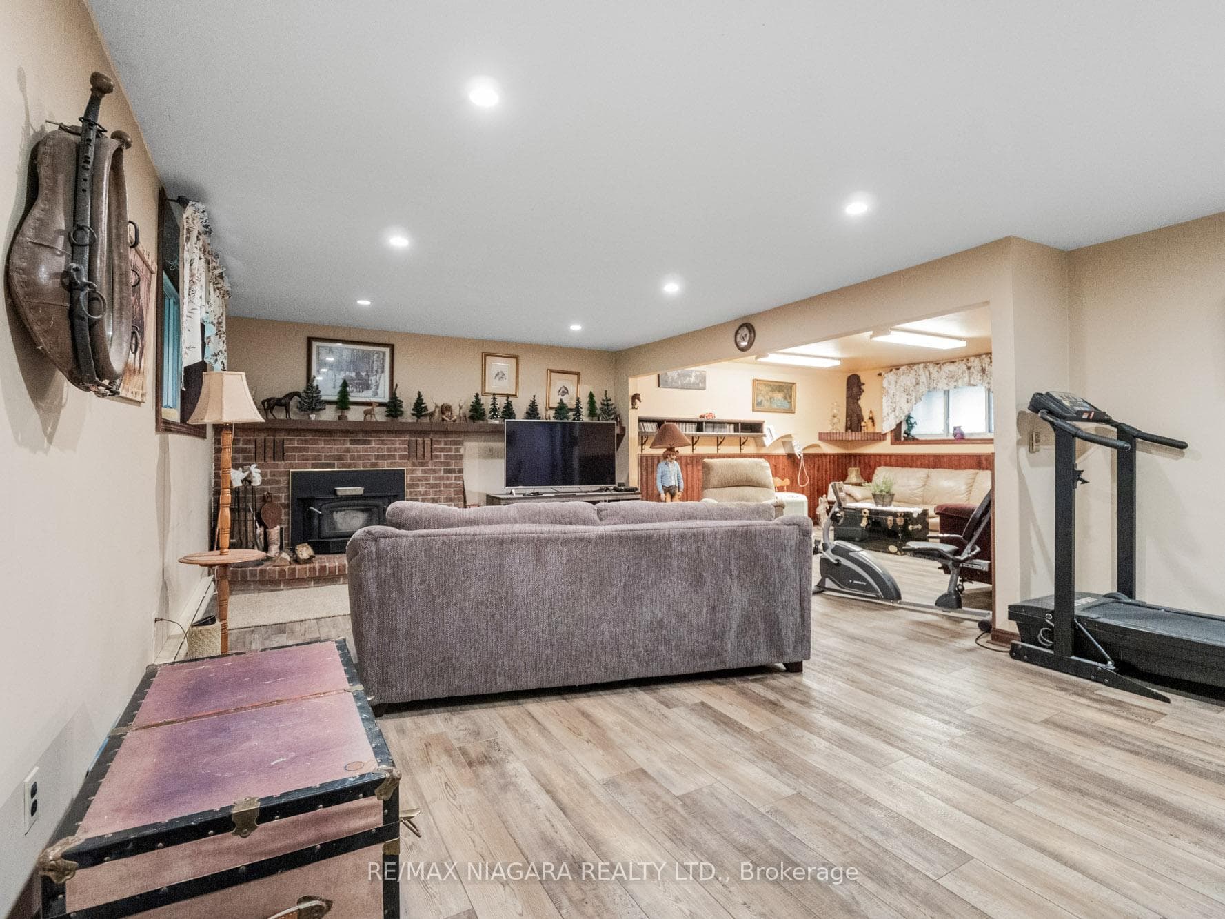 2666 Dominion Road photo 20