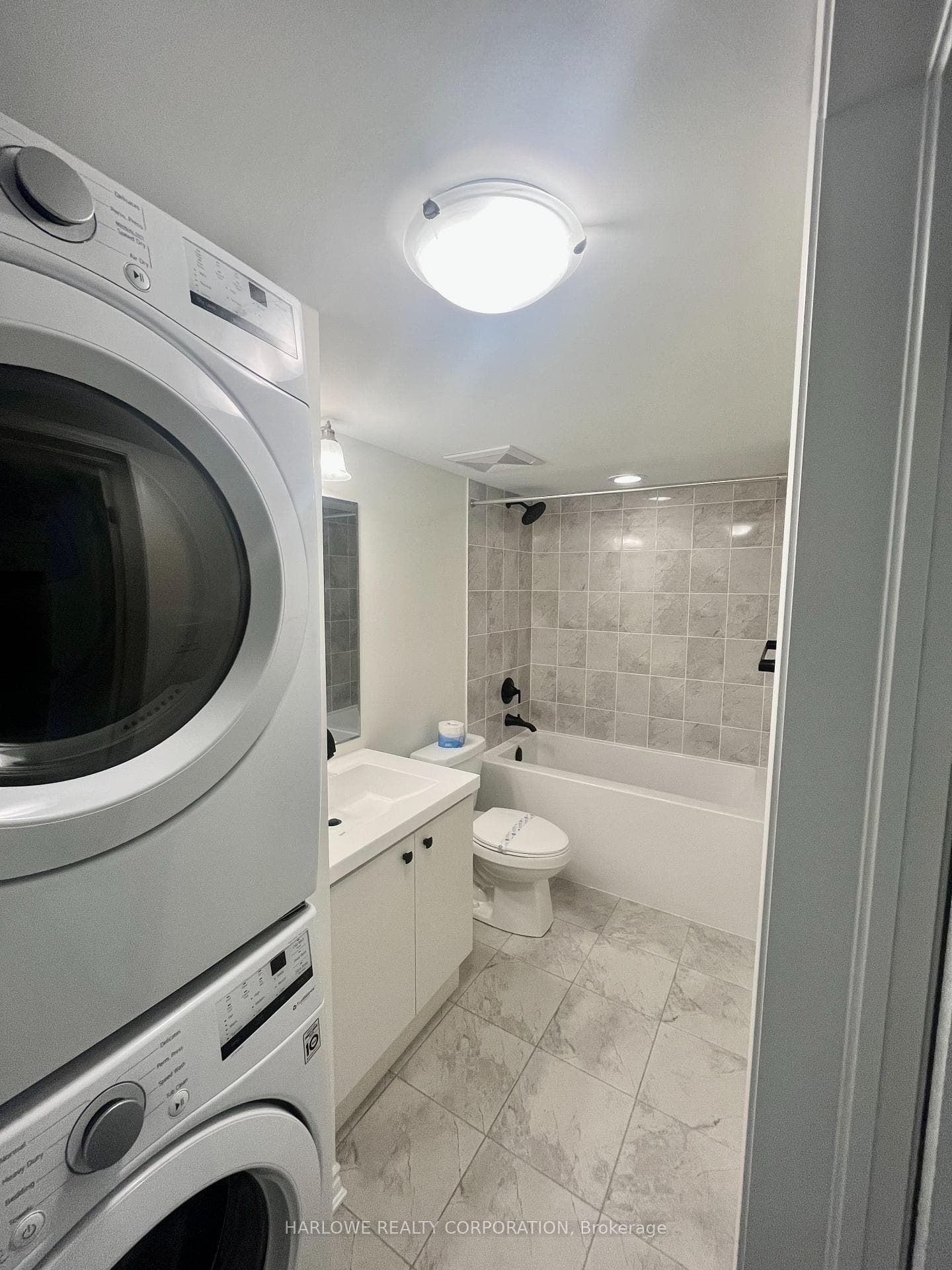 2787 Eglinton Avenue Unit 334 photo 10