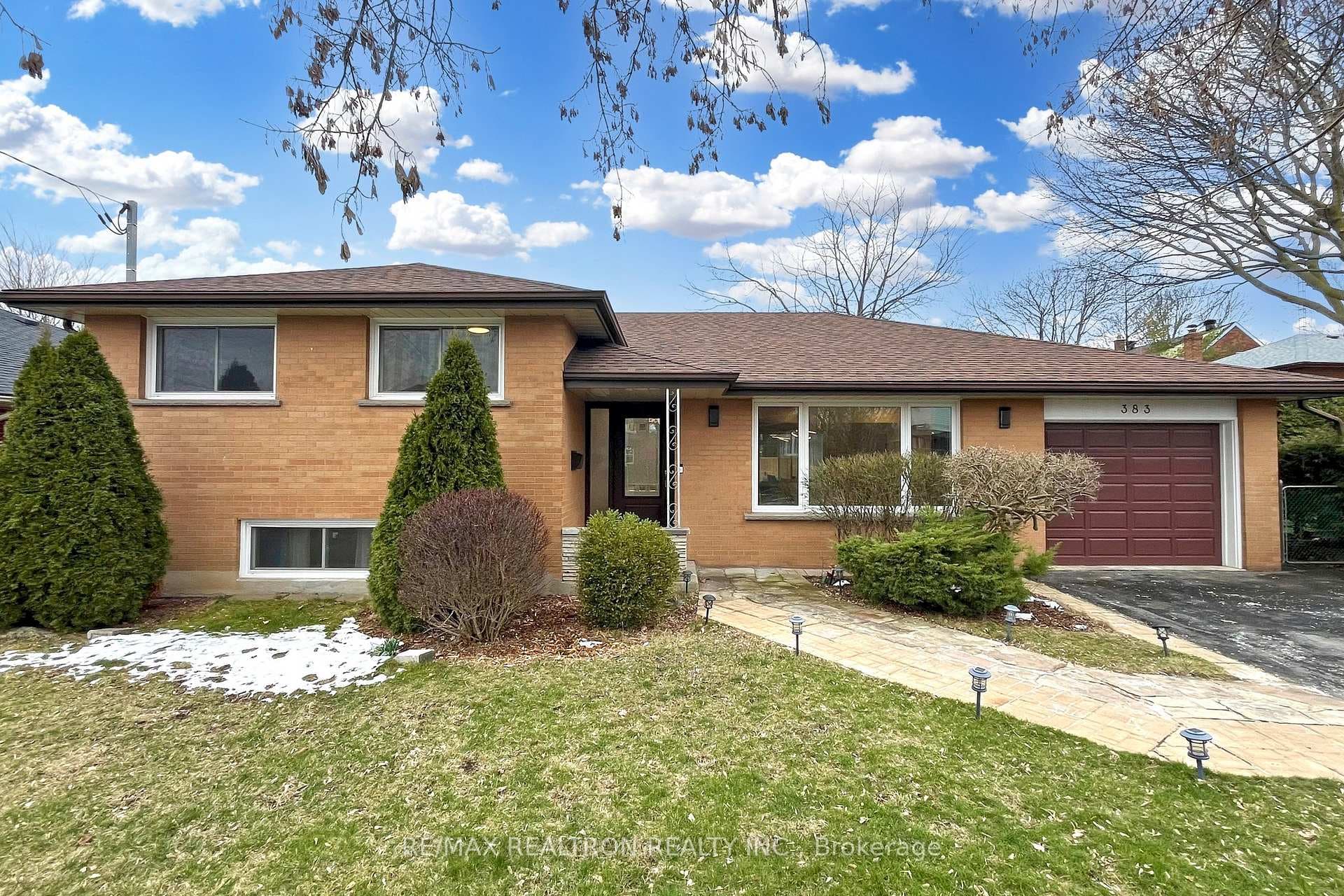 383 Ridgeway Avenue photo 2