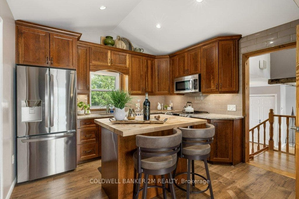 1004 Rocky Shore Lane photo 11