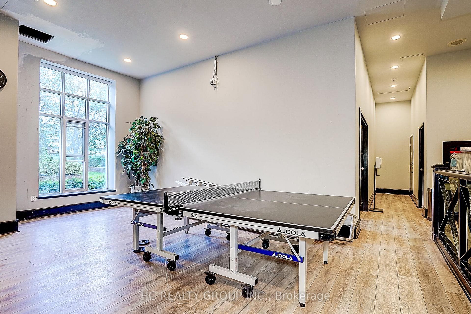 21 Overlea Boulevard Unit 1602 photo 24