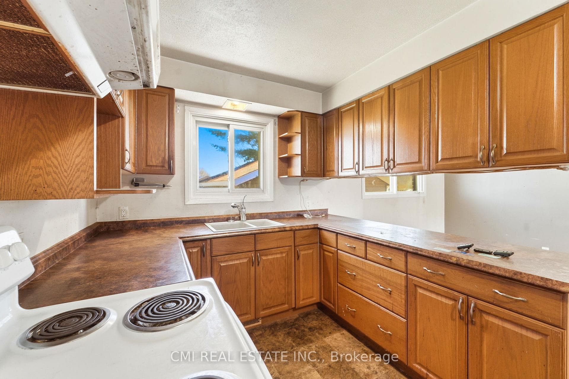 625 First Avenue photo 16