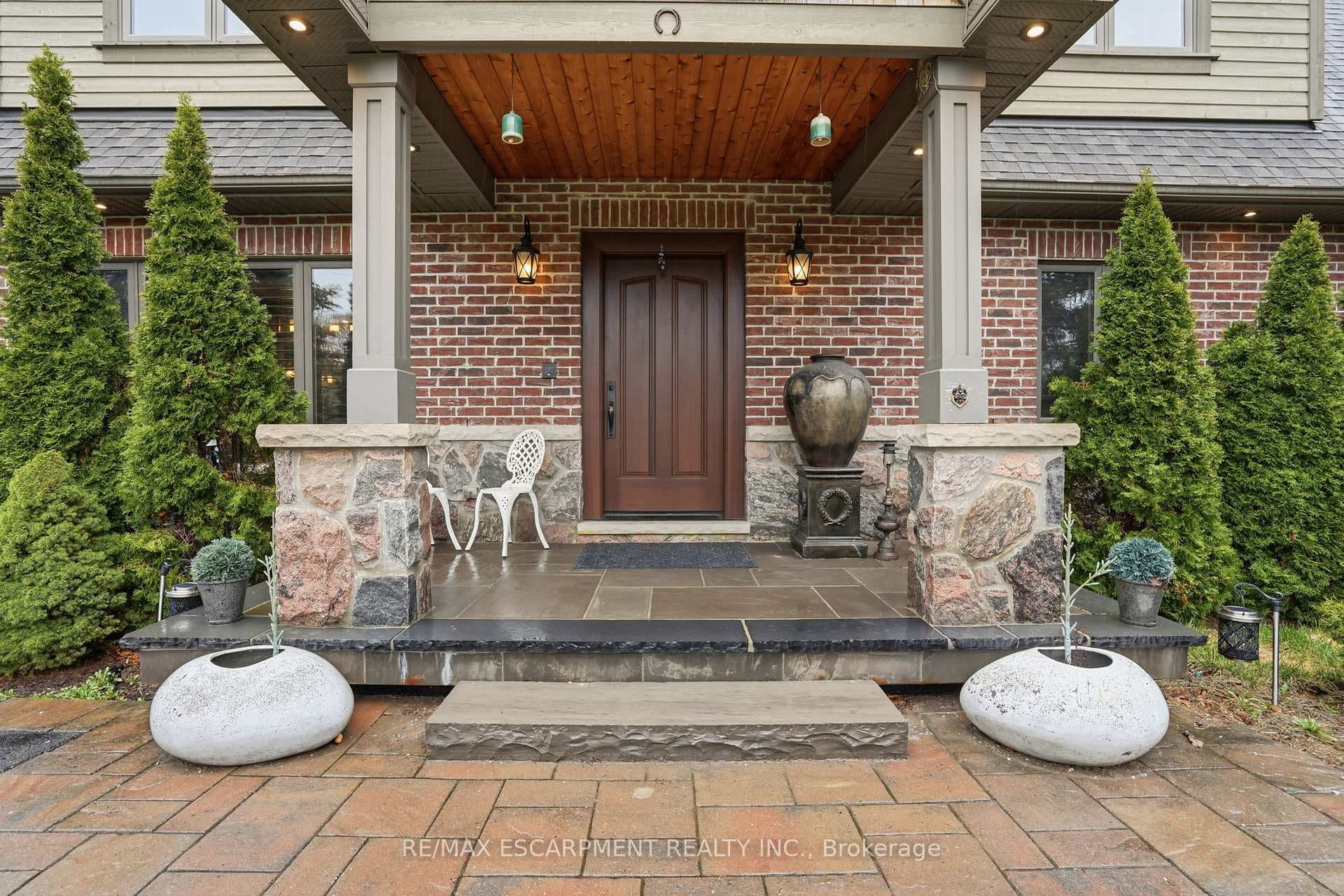 630 Kedleston Way photo 4