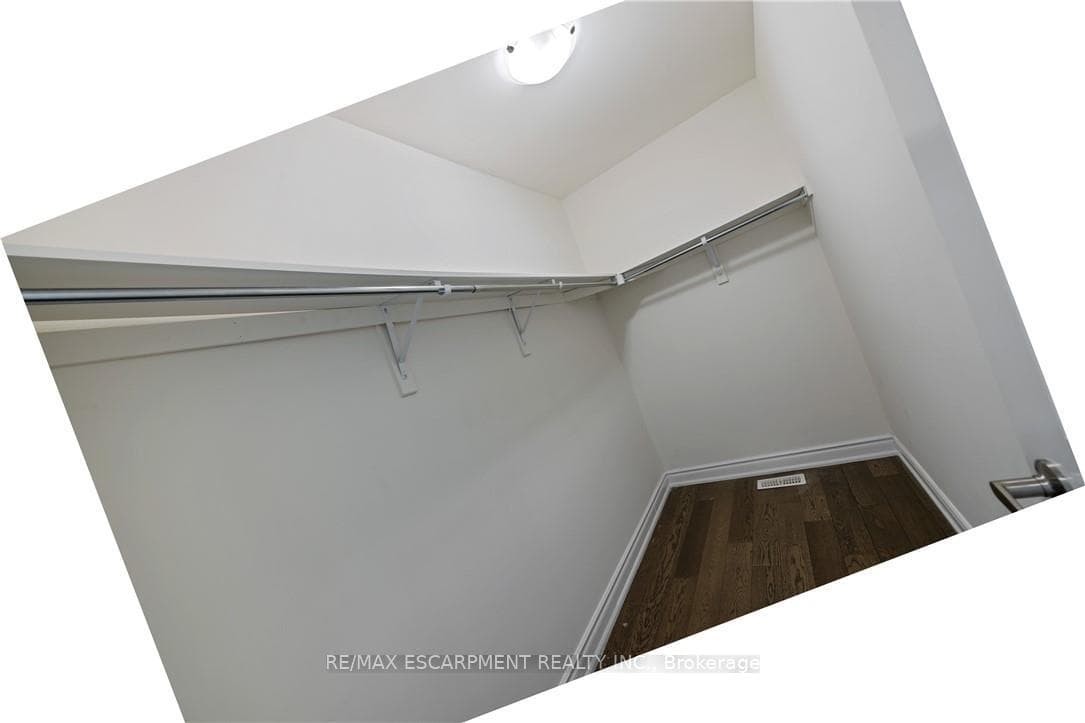 150 Cactus Crescent photo 38