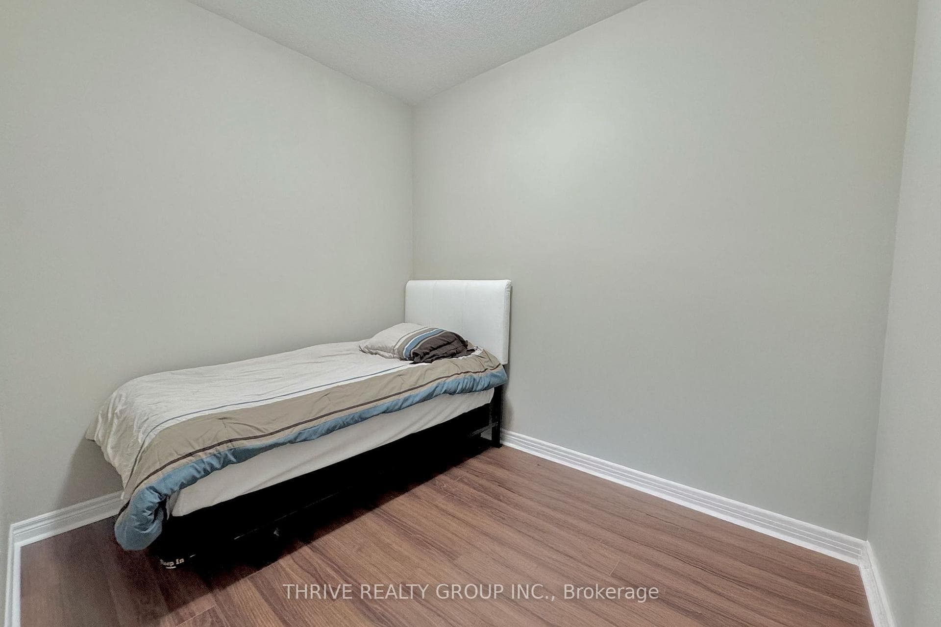 1030 Coronation Drive Unit 1206 photo 12