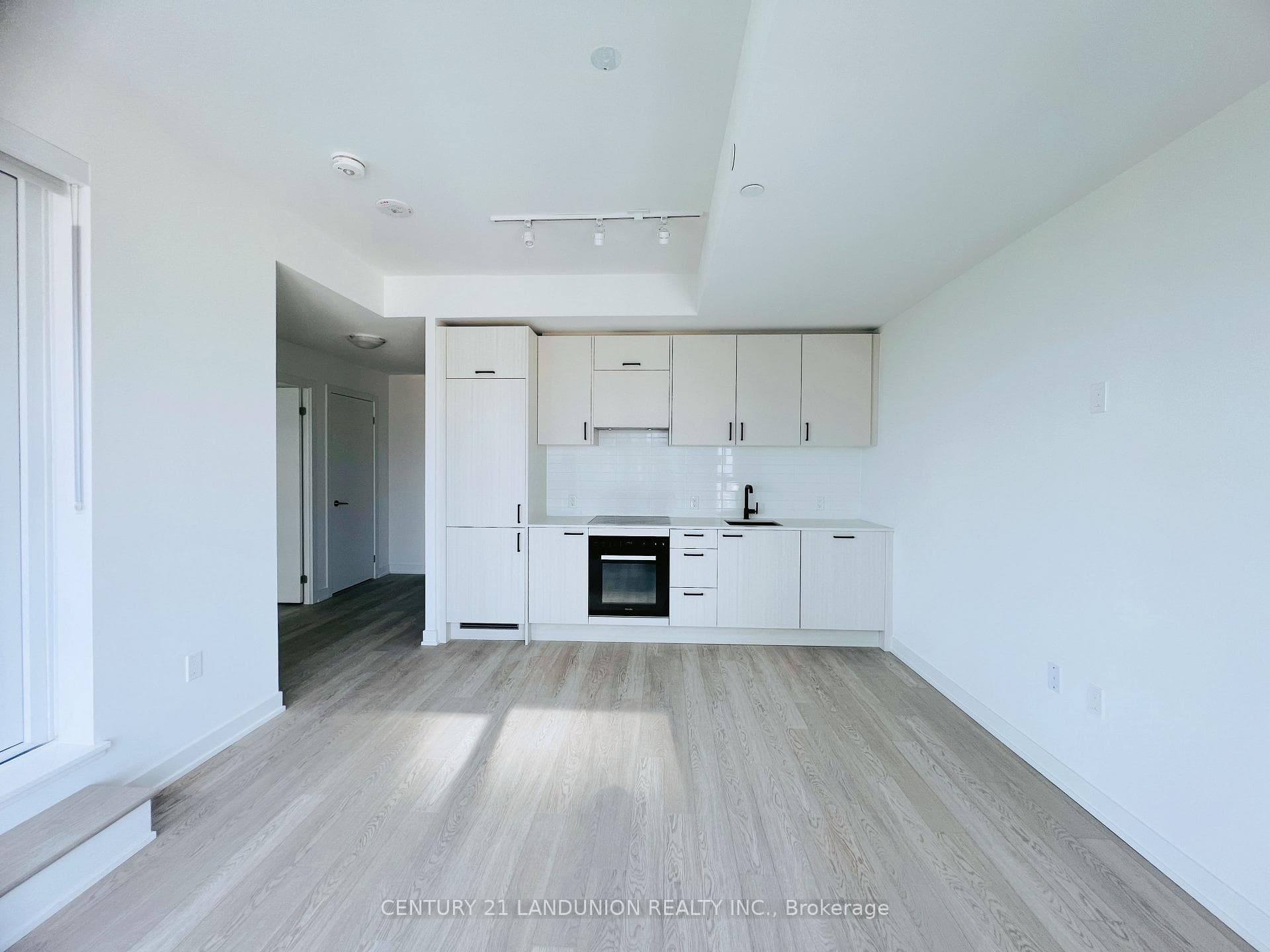1 Quarrington Lane Unit 2511 photo 7