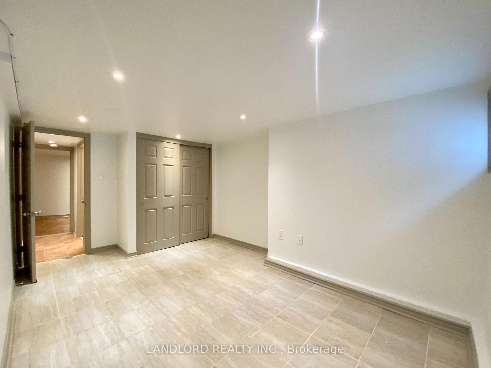 209 Madison Avenue Unit 5 photo 18