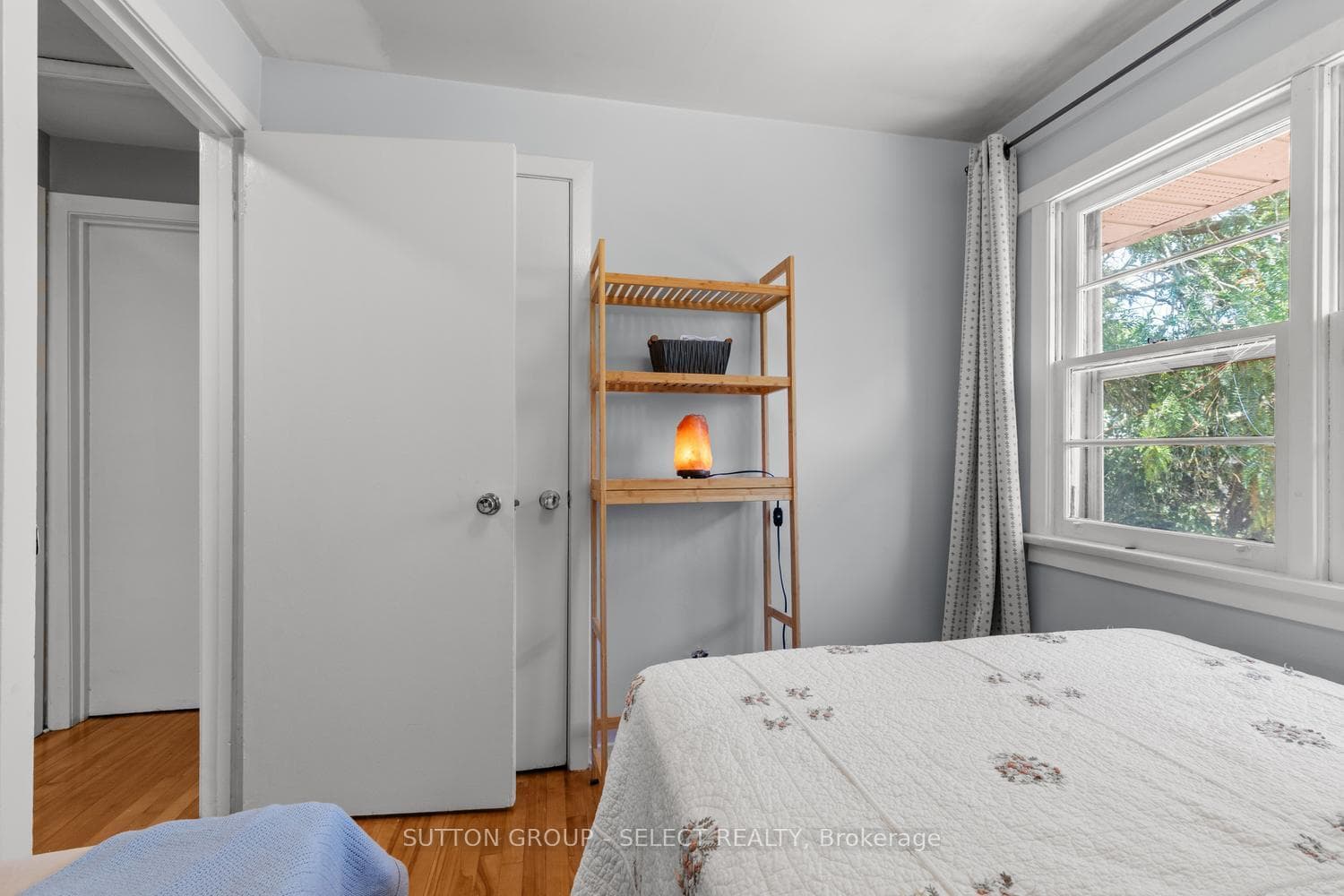 200 Rhine Avenue photo 23