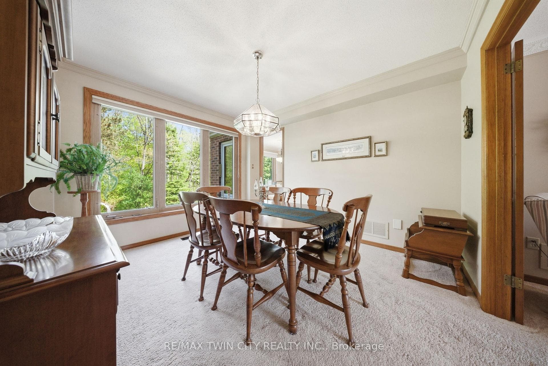 10 Riva Ridge photo 9