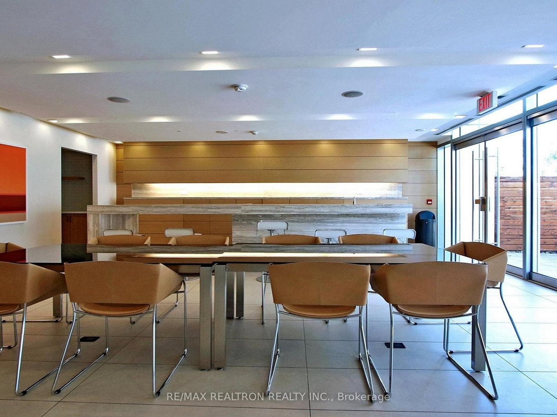39 Queens Quay Unit 504 photo 20