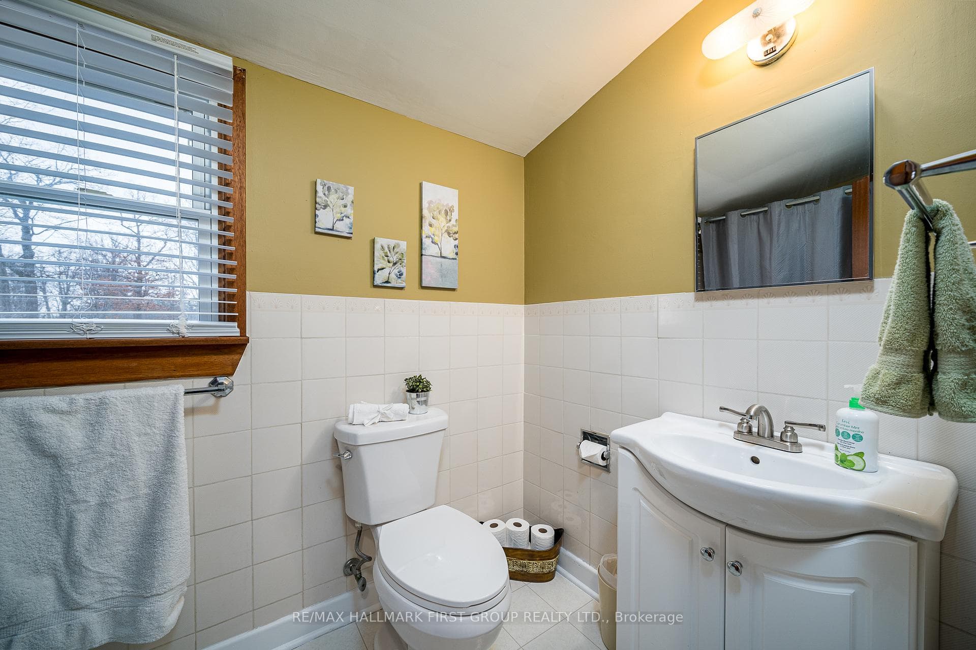 15 Sunset Crescent photo 21