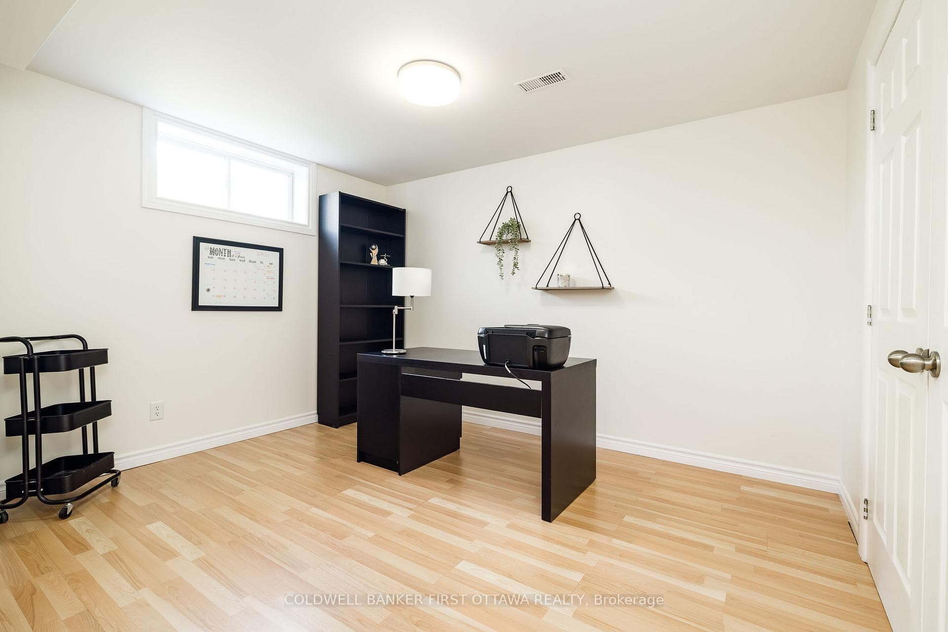 187 GLENNCASTLE Drive photo 41