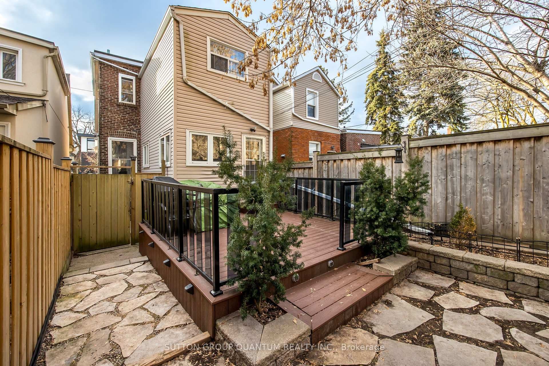 147 Coleridge Avenue photo 36