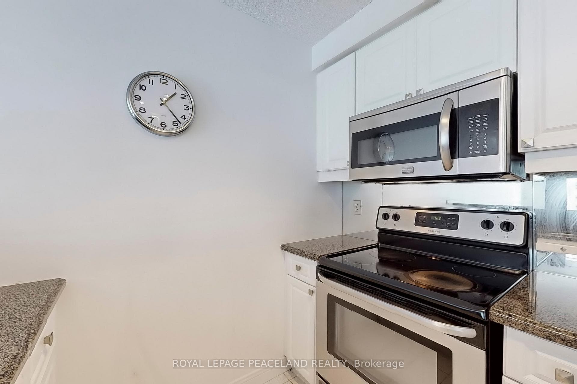 10 Queens Quay Unit 1009 photo 13