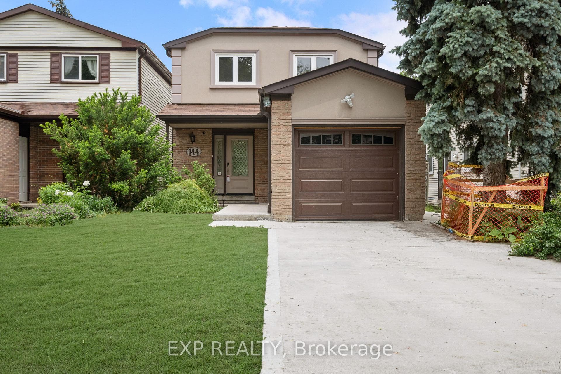 144 Snowshoe Crescent photo 46