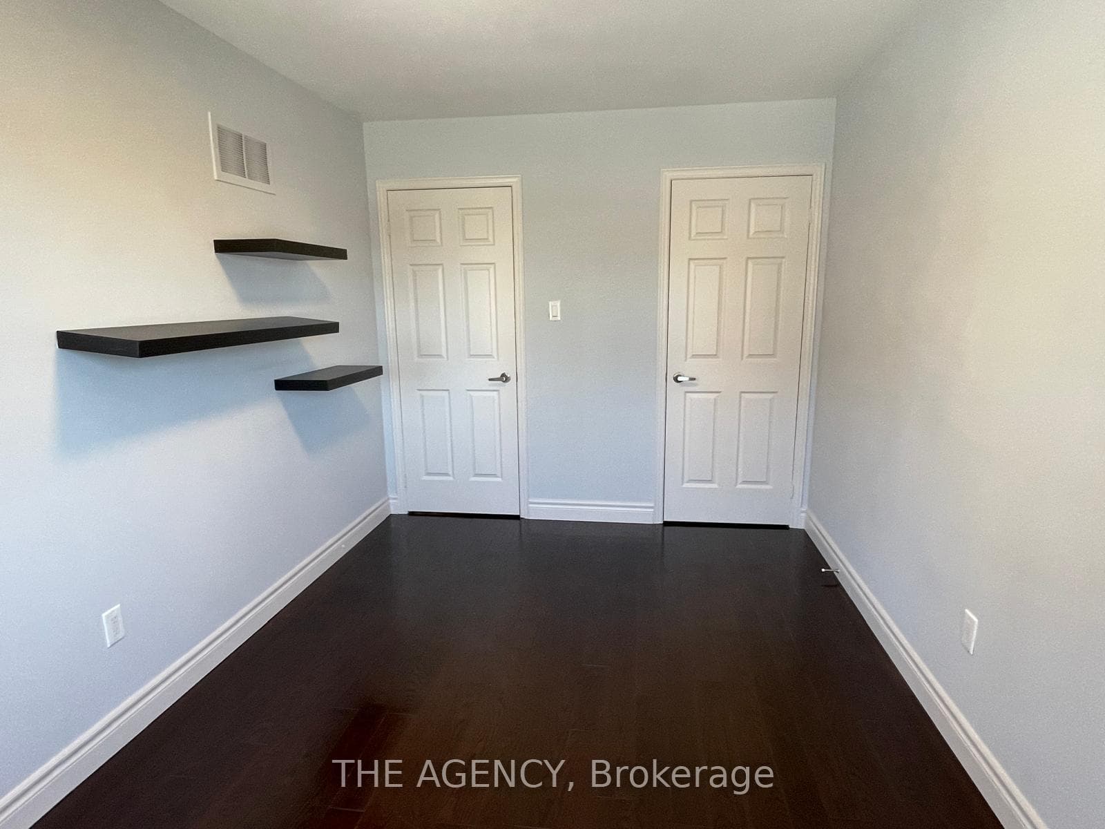9031 Yonge Street photo 16