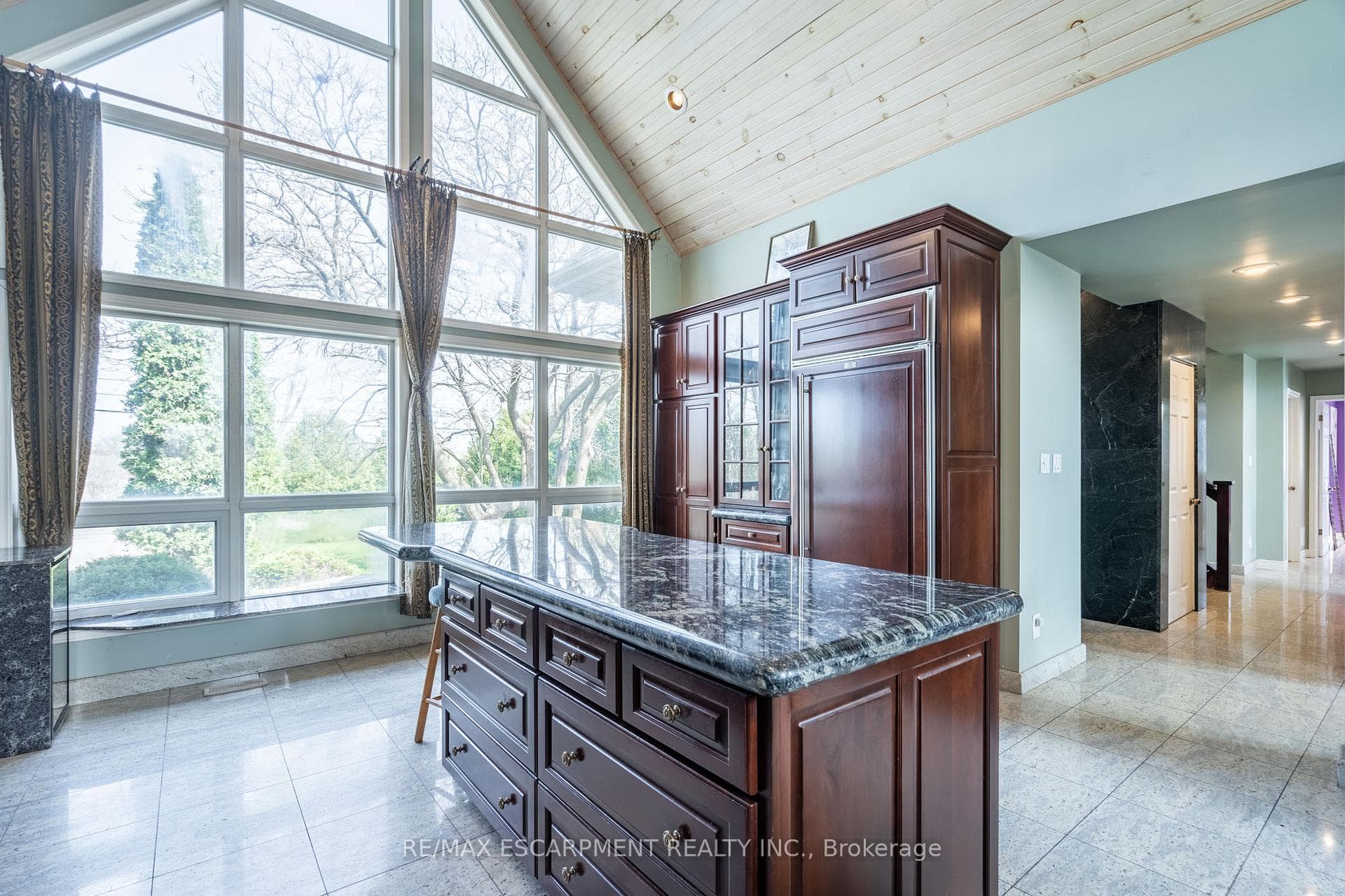 735 Brock Road photo 14