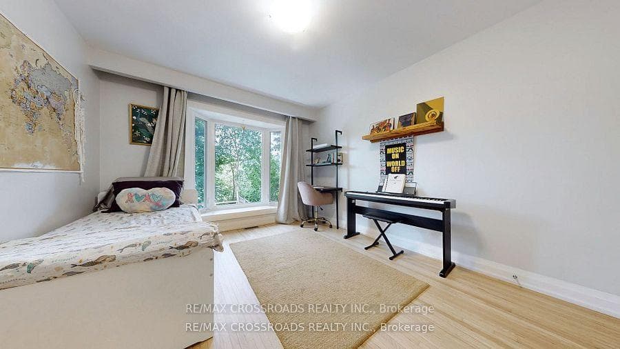 12A Delroy Drive photo 14
