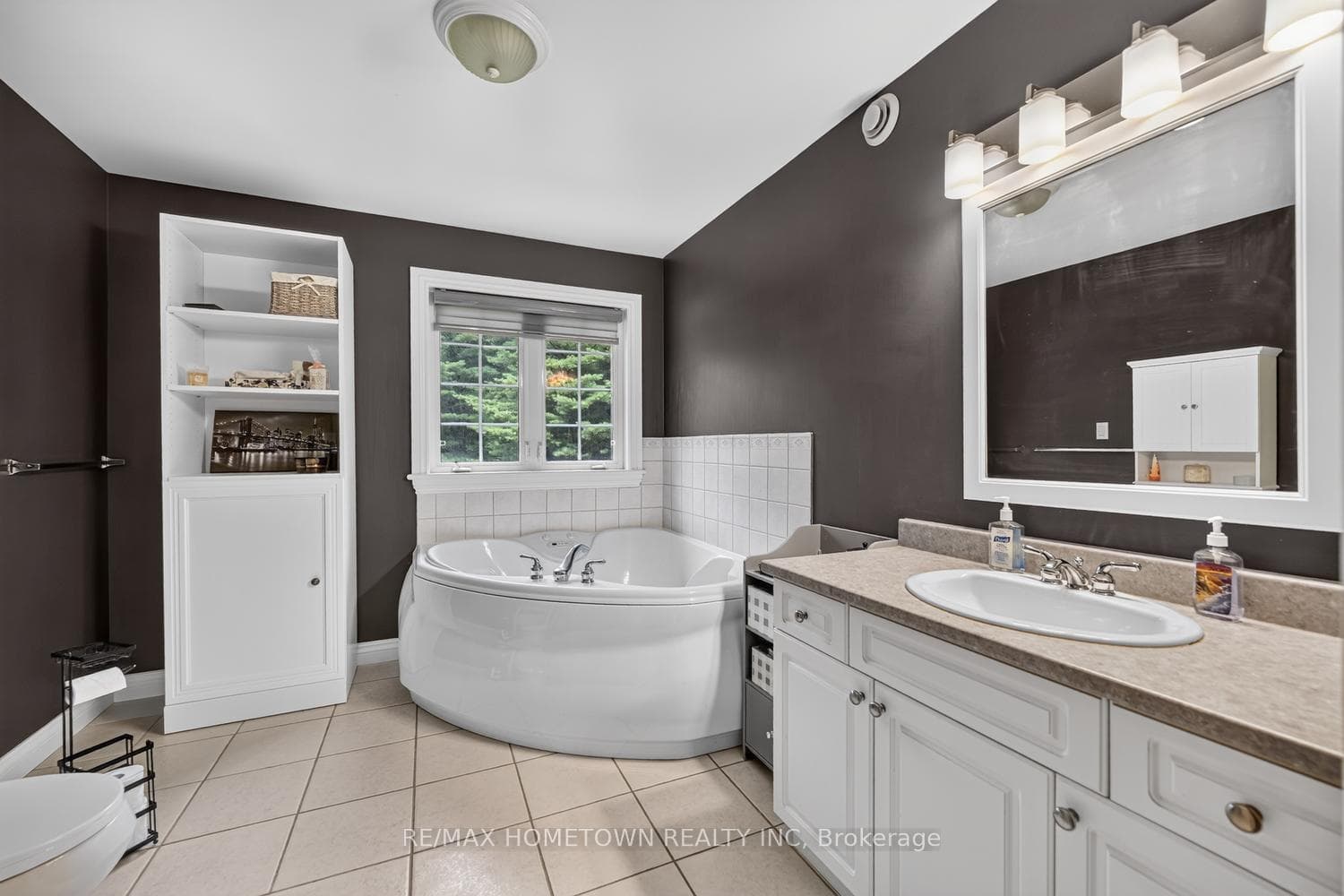 primary ensuite
