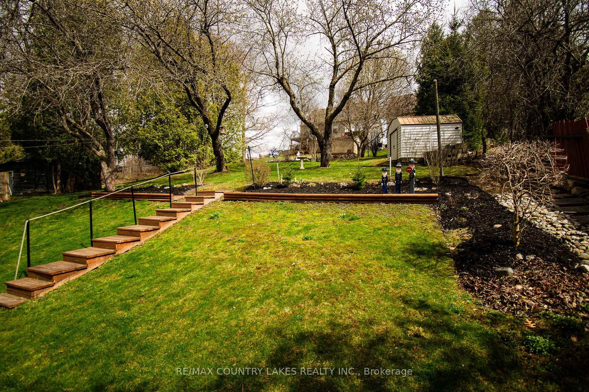 400 Nickerson Drive photo 34