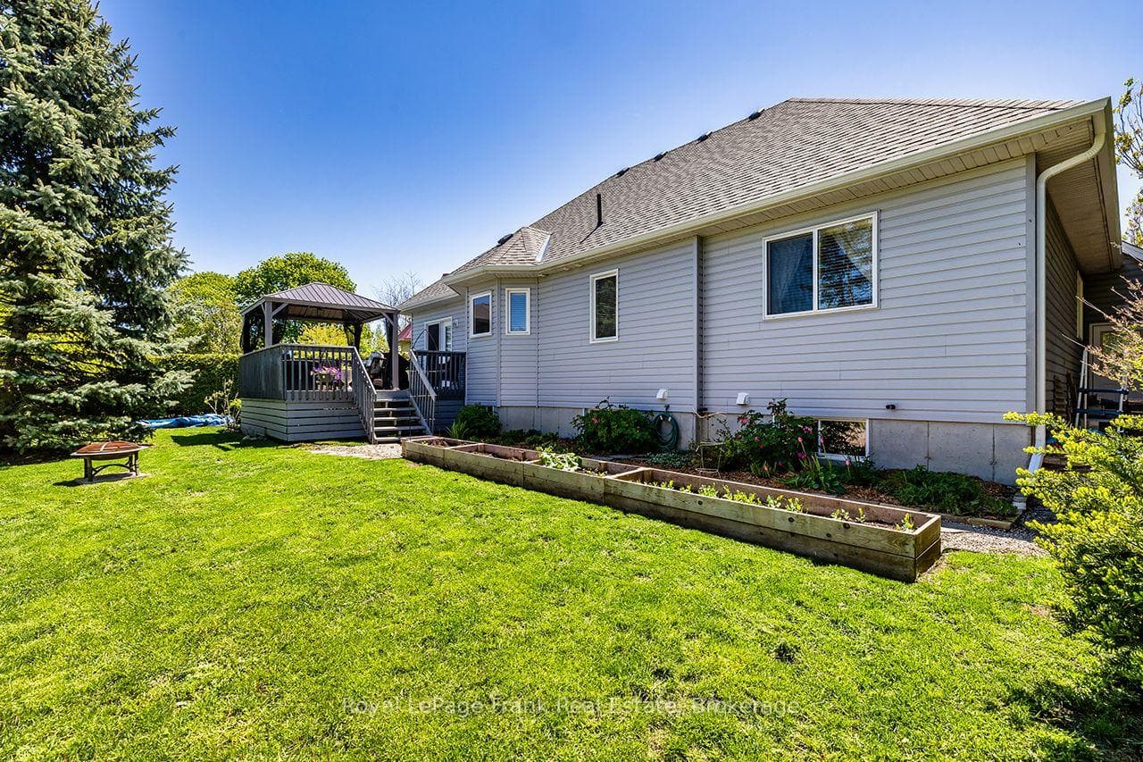 36 Lori Boulevard photo 9
