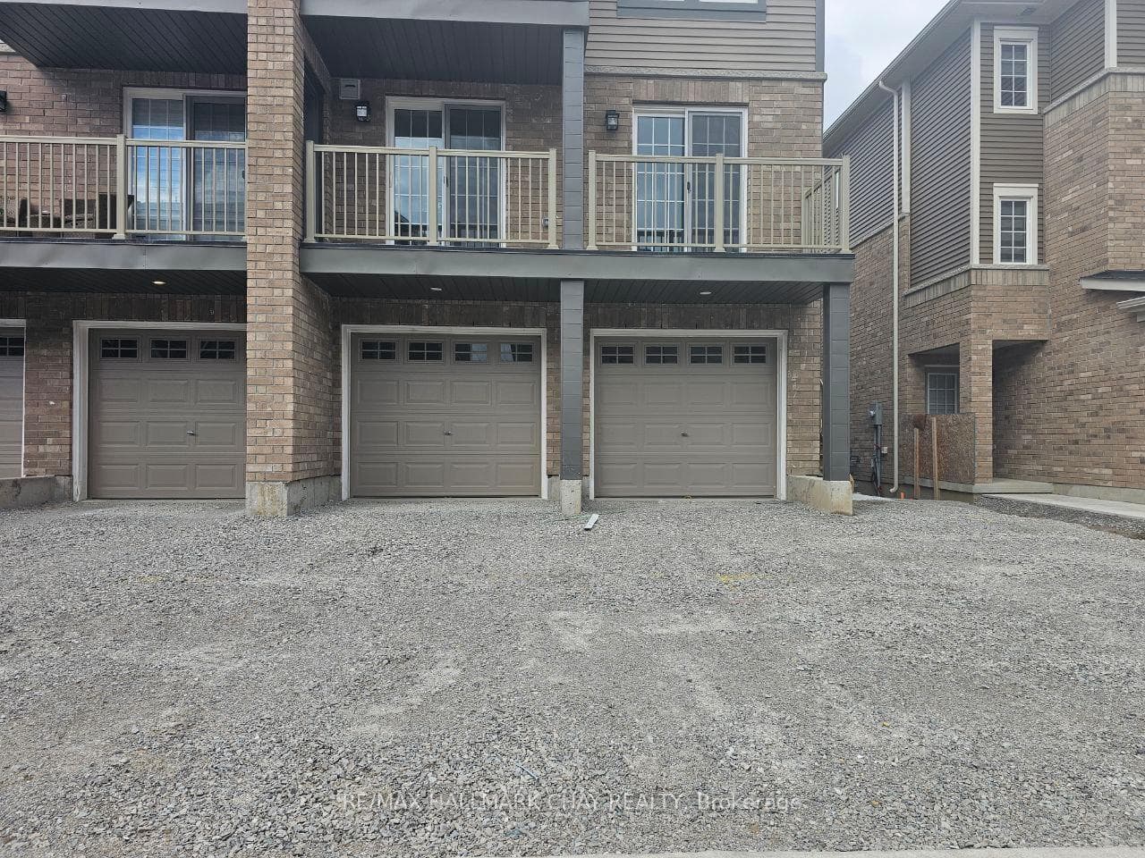 51 HAY Lane Unit 4 photo 2
